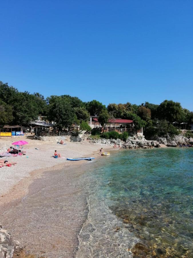 Apartmani Andreja Pinezići Екстериор снимка